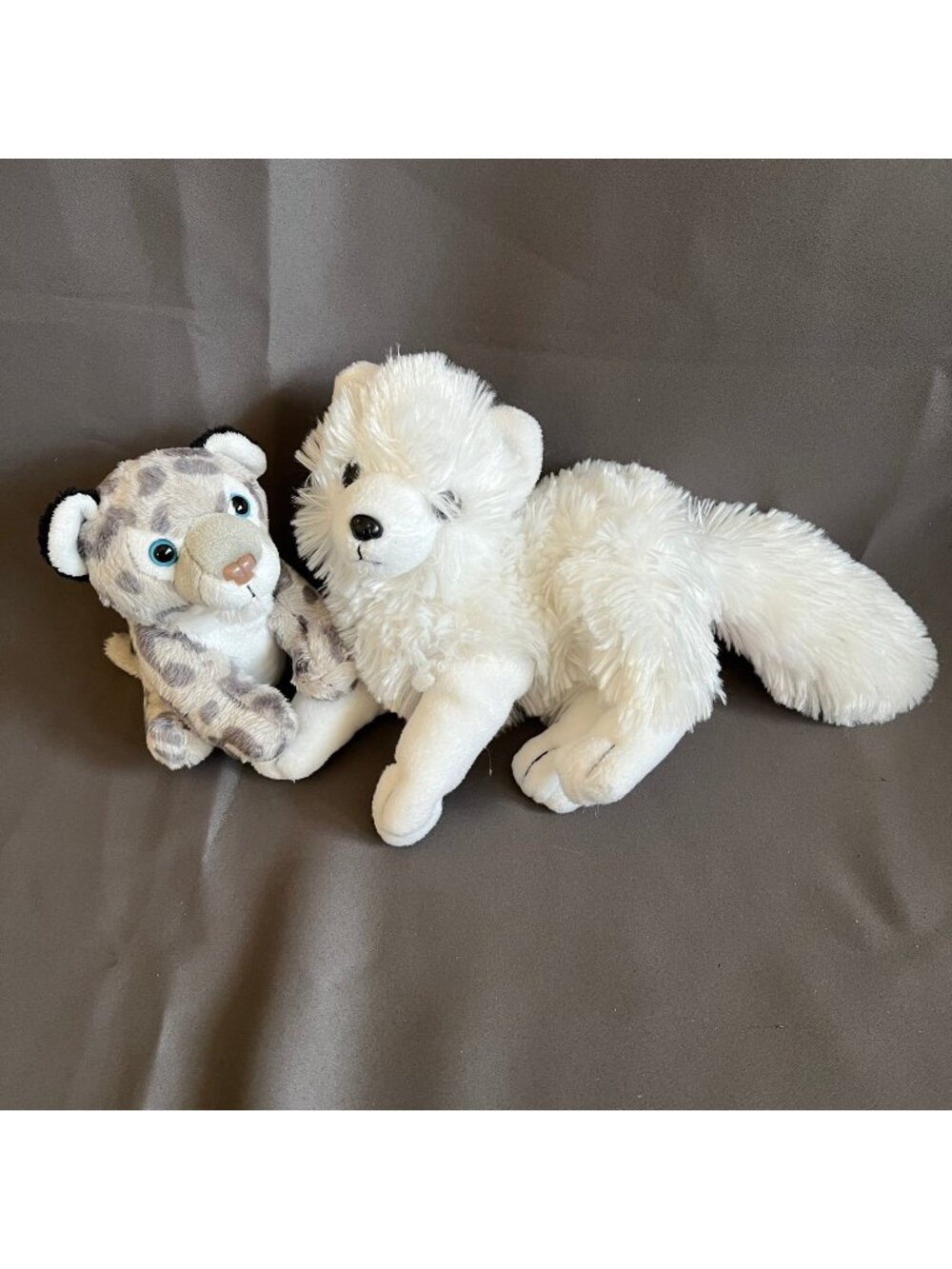 Wild Republic Arctic Fox & Snow Leopard Stuffed Animal Plush Toy Pair Soft & Cud - Picture 1 of 6